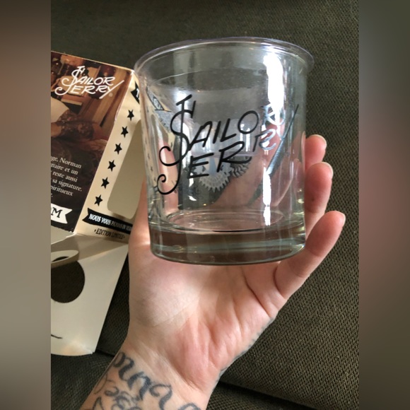 Sailor Jerry glass new with box whiskey tattoo - Picture 11 of 13